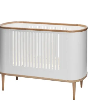 Elegant Hvid Curve Babyseng – Stilfuld Indretning til Børn